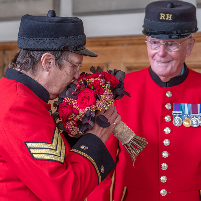 Rose Chelsea pensioner 4L pot C GW